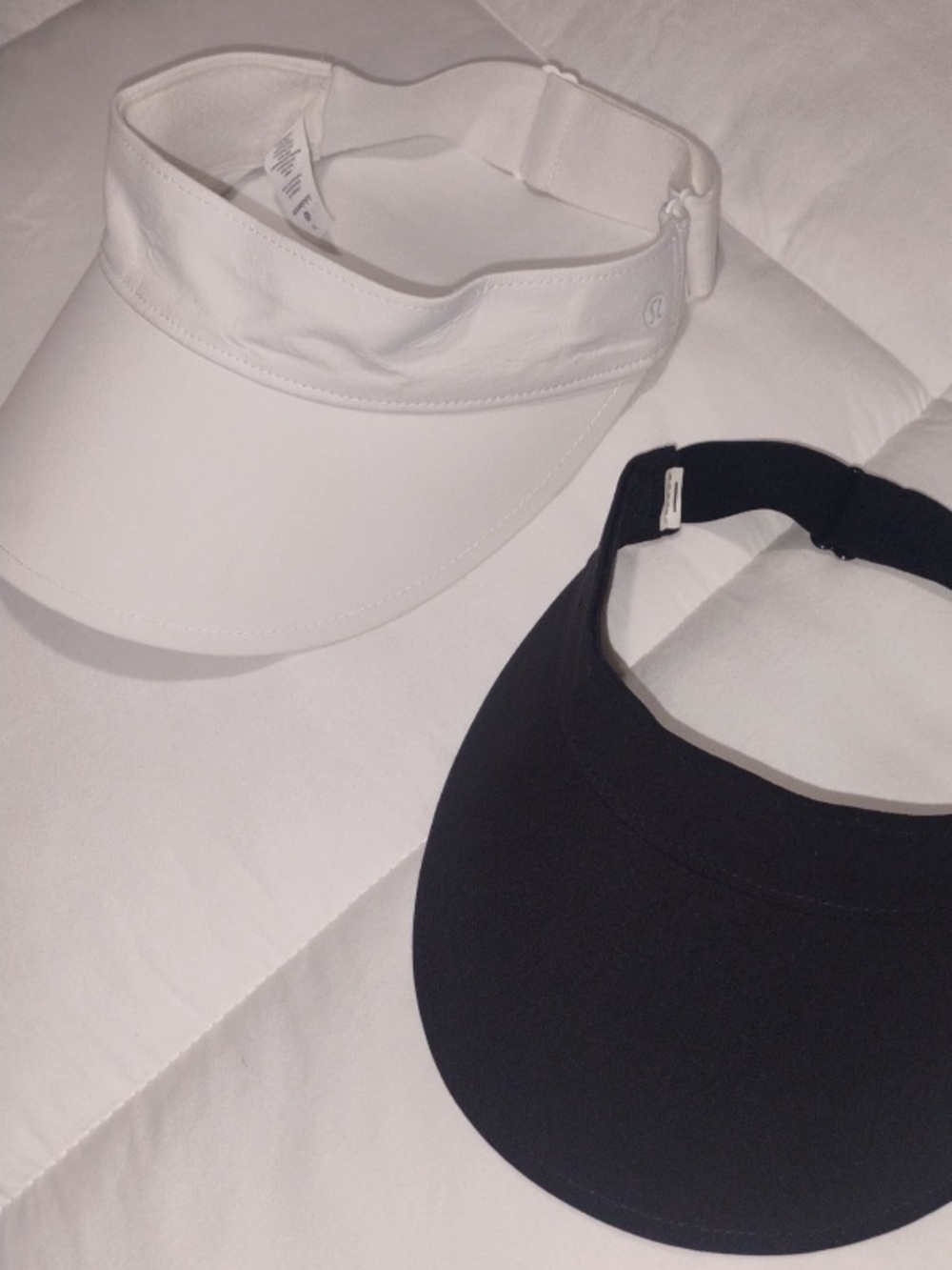 lululemon athletica White and Black Visor Set